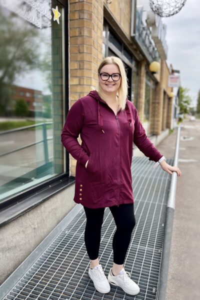 Ze-Ze Elsa Hupparitakki Vetoketjulla