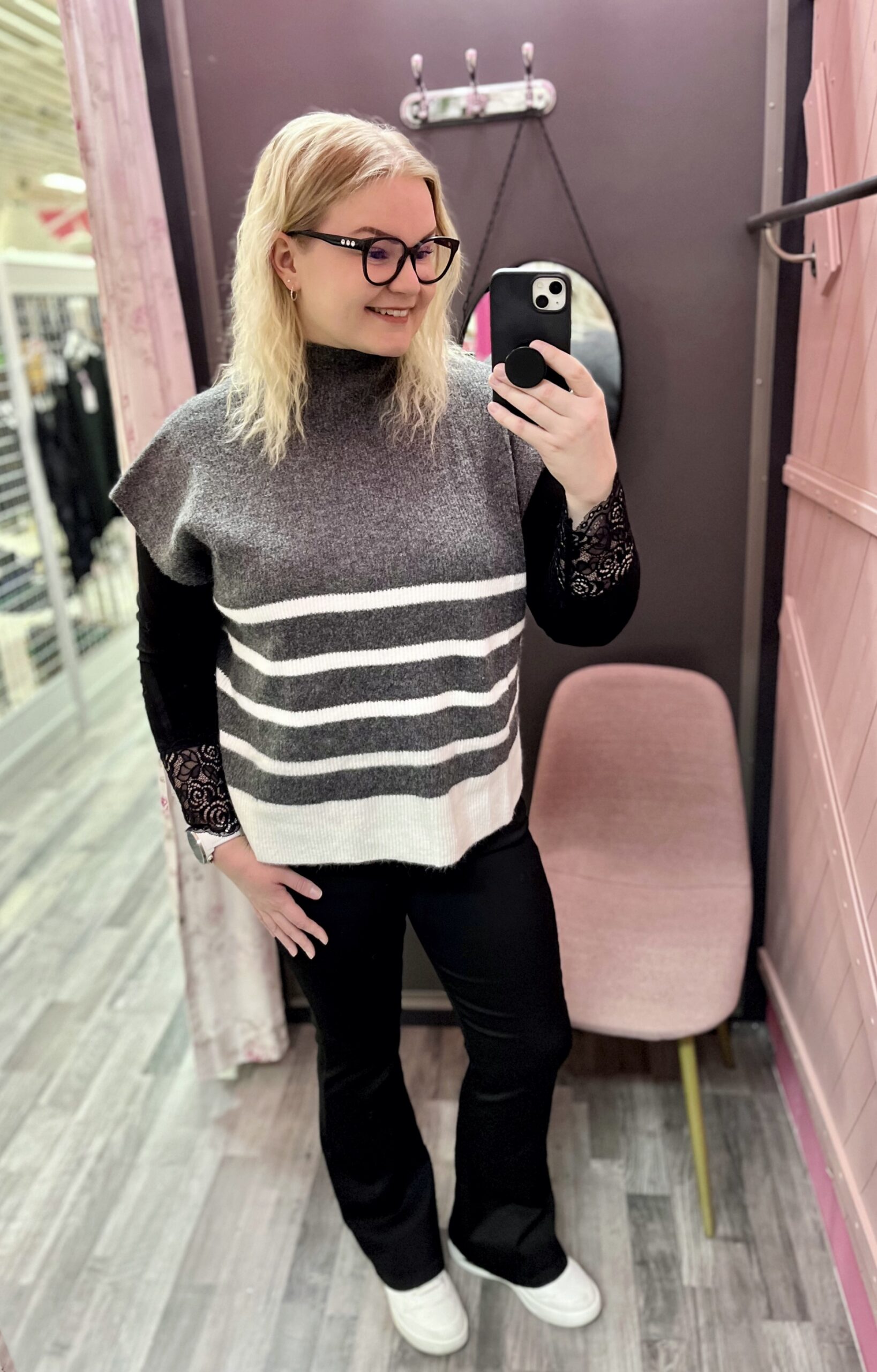 Cream Stari Raidallinen Neuleliivi