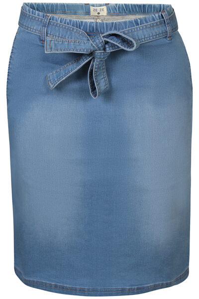 Ze-Ze Amber Farkkuhame